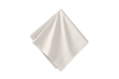 Williams Sonoma Hotel Dinner Napkin