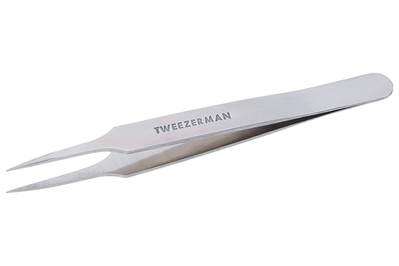 LED Eyebrow Tweezers - Lighted Slanted Tip Makeup Tools – TweezerCo