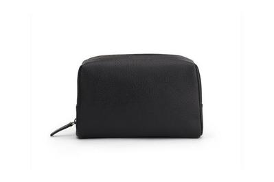 Buy Leather Toiletry Bags Online | Travel Toiletry Bag | MaheTri