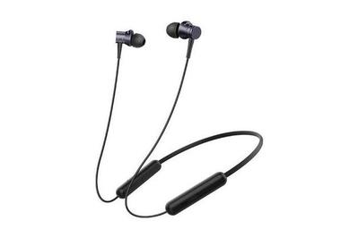 Black Earphone Classic Radio Earphone,Earbud with Cable and Connector 