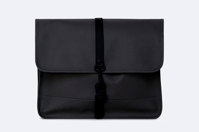 13 Best Messenger Bags for Men 2022