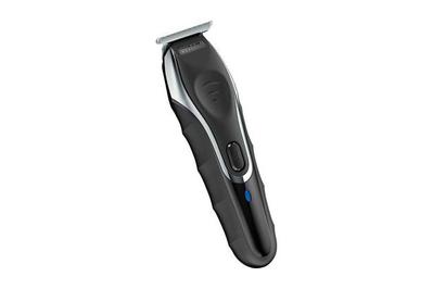 electric razor that catches hair