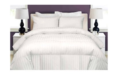 What Is The Best King Comforter on Queen Bed? An In-Depth Review – Organic  Textiles