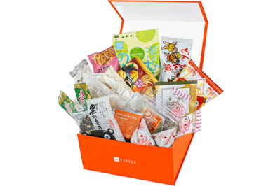 https://d1b5h9psu9yexj.cloudfront.net/48153/Bokksu-Snack-Box--Seasons-of-Japan_20230509-192816_full.jpeg