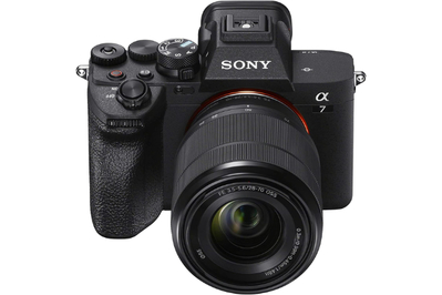 Sony ILCE-6400 a6400 Mirrorless APS-C Interchangeable-Lens Camera Bundle  with Deco Gear Bag, 64GB Card, Photo Video Software and Replacement Battery