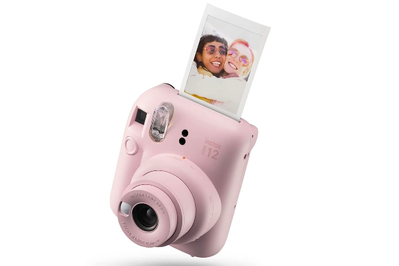 Fujifilm Instax SQ6 Review, best instant camera for travel? – Travel  photographer from Finland / Engineer on tour