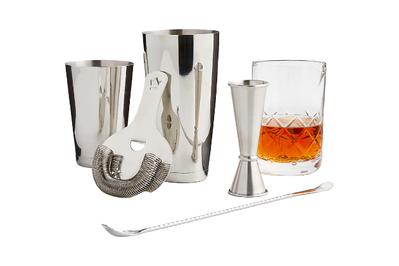 Host Cocktail Shaker Double-walled Cup With Citrus Reamer, Stainless Steel  Cap, Strainer, 20 Oz 3-piece Bar Set, Black : Target