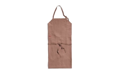 https://d1b5h9psu9yexj.cloudfront.net/58184/Washed-linen-apron---Clay-Pink_20231013-062412_full.jpeg