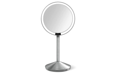 lighted magnifying mirror for travel