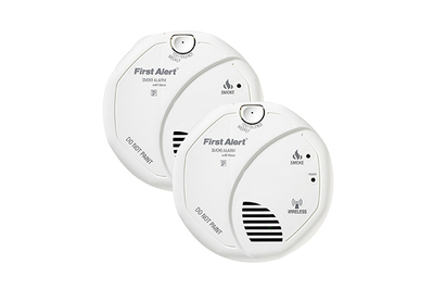 First Alert 1042407 Smoke Alarm and Carbon Monoxide Alarm White Safety Pack 