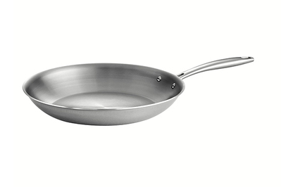 large saute pan with lid